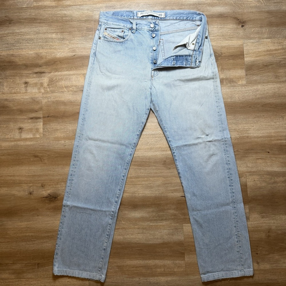 Vintage Diesel Fellow Jeans Men 32x31 Blue Straight Leg Light Wash Denim (Tag34)
